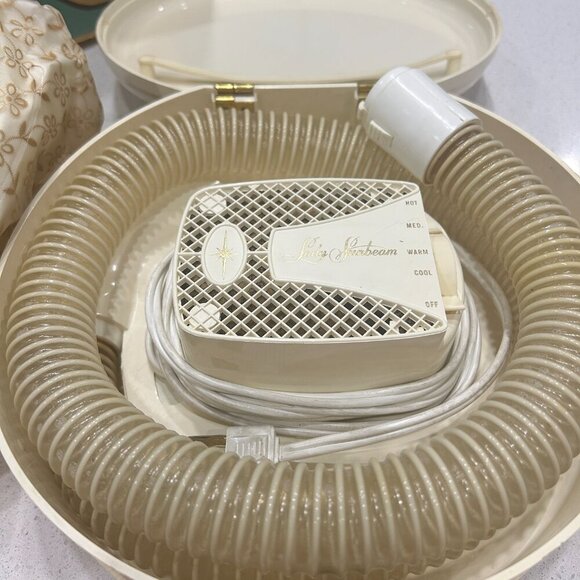 Vintage Sunbeam Soft Bonnet Hair Dryer Cream Gold Trim w/ Travel Case & Box - Picture 3 of 11